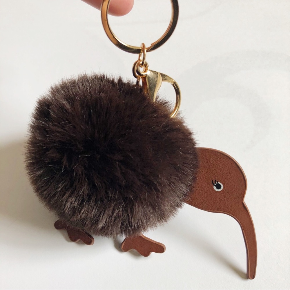 Kiwi pompom Keychain